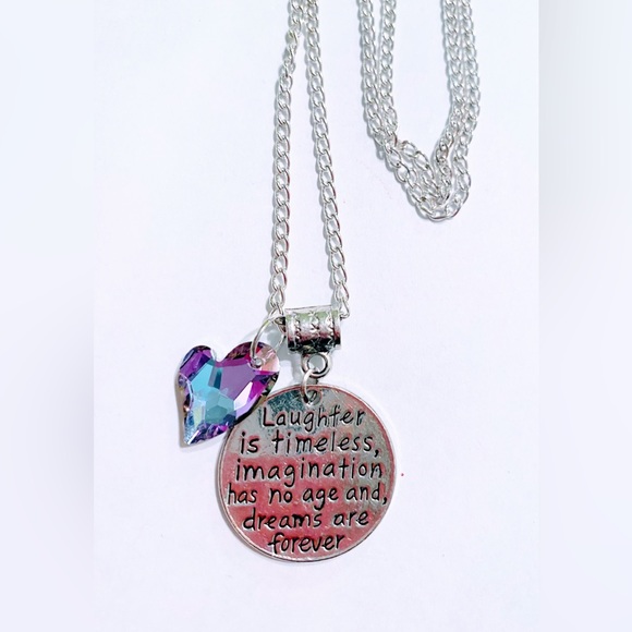 Laughter inspirational quote pendant necklace with crystal heart - Picture 4 of 4